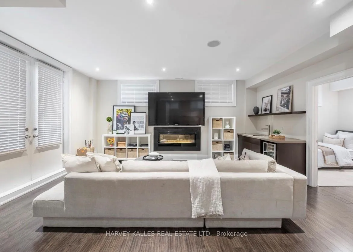 Photo 23 of 190 Carmichael Avenue, Toronto, Bedford Park-Nortown — HOMEH