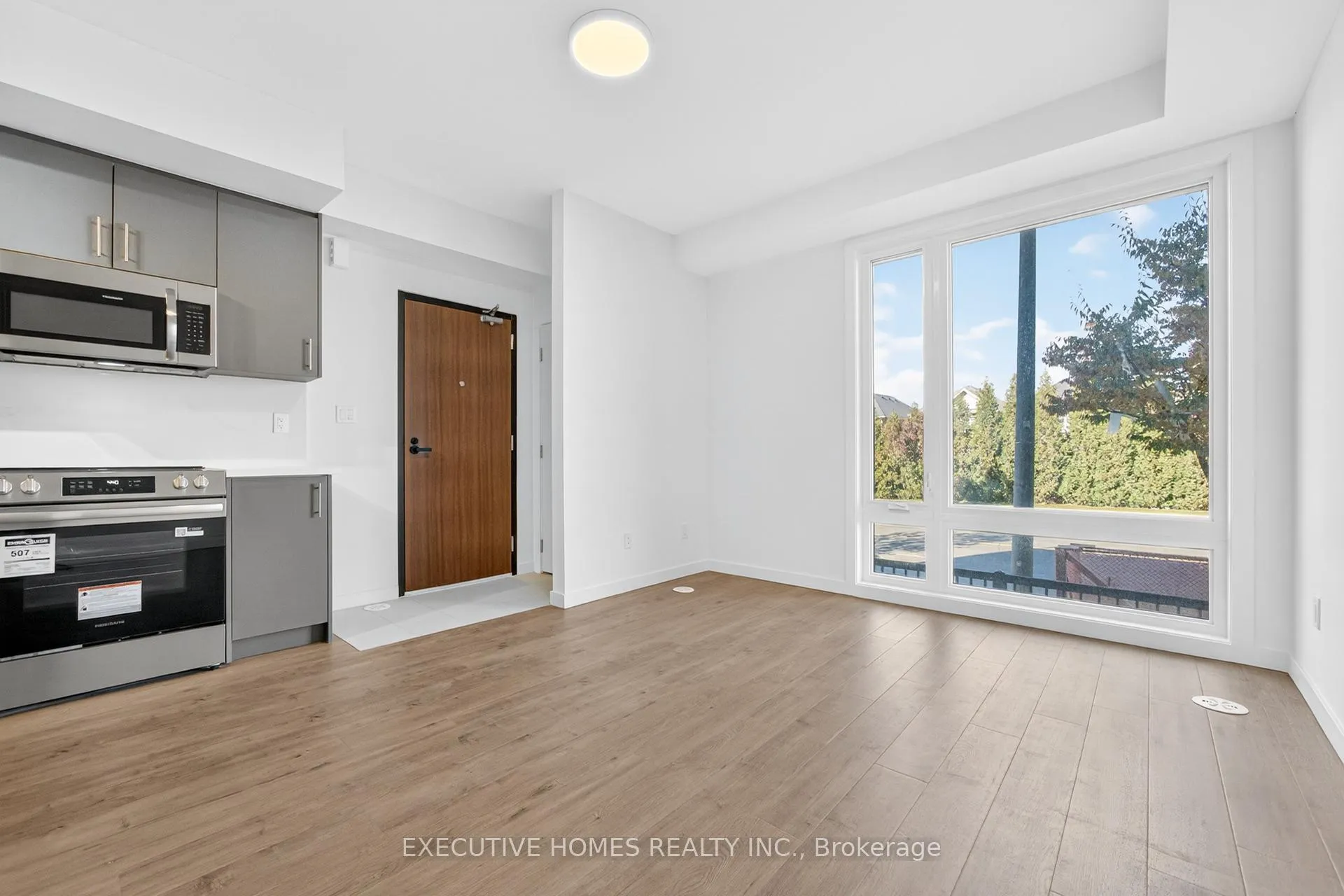 Photo 11 of Unit 8, 3175 Denison Street, Markham, Middlefield — HOMEH