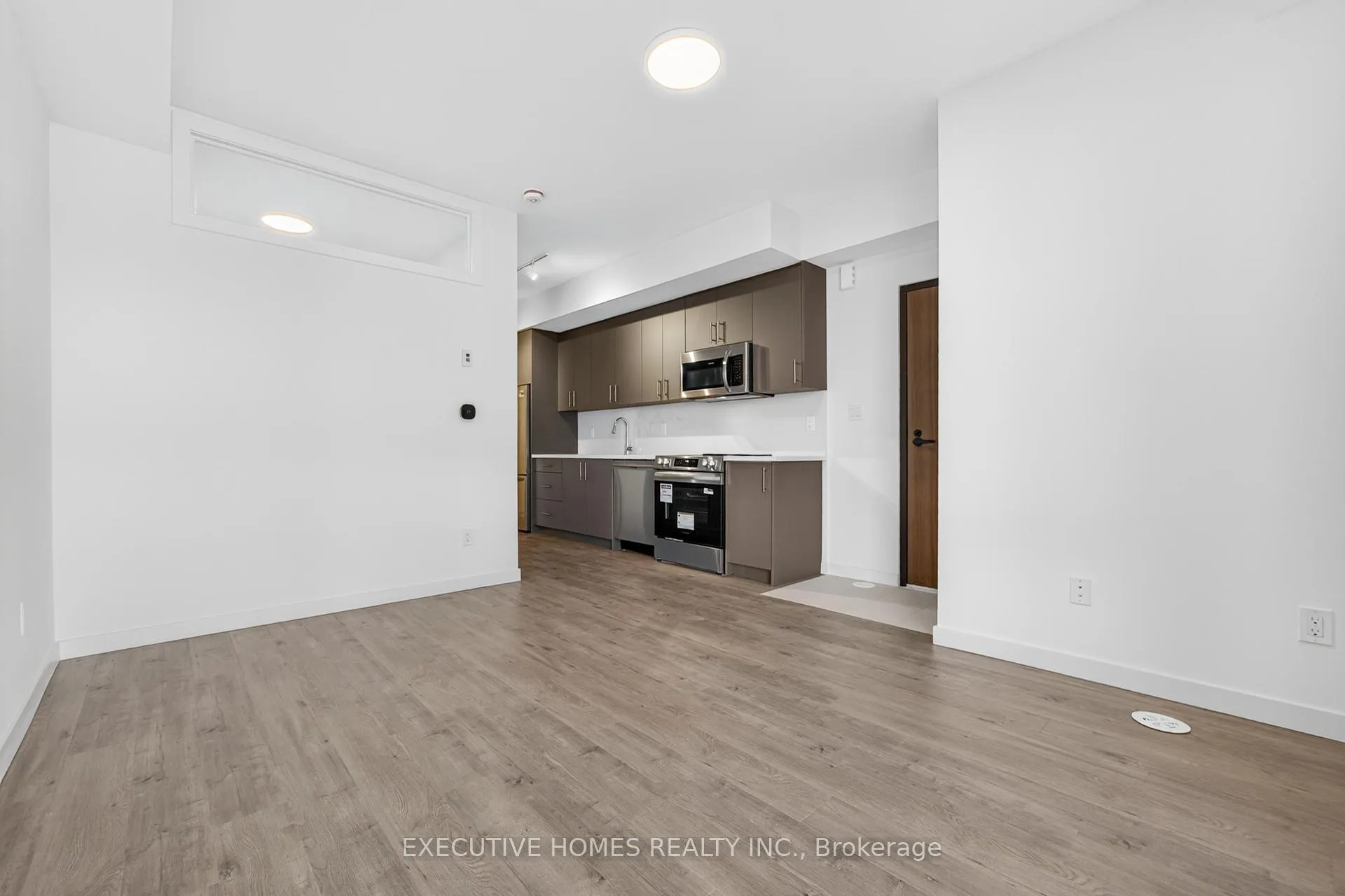 Photo 14 of Unit 8, 3175 Denison Street, Markham, Middlefield — HOMEH