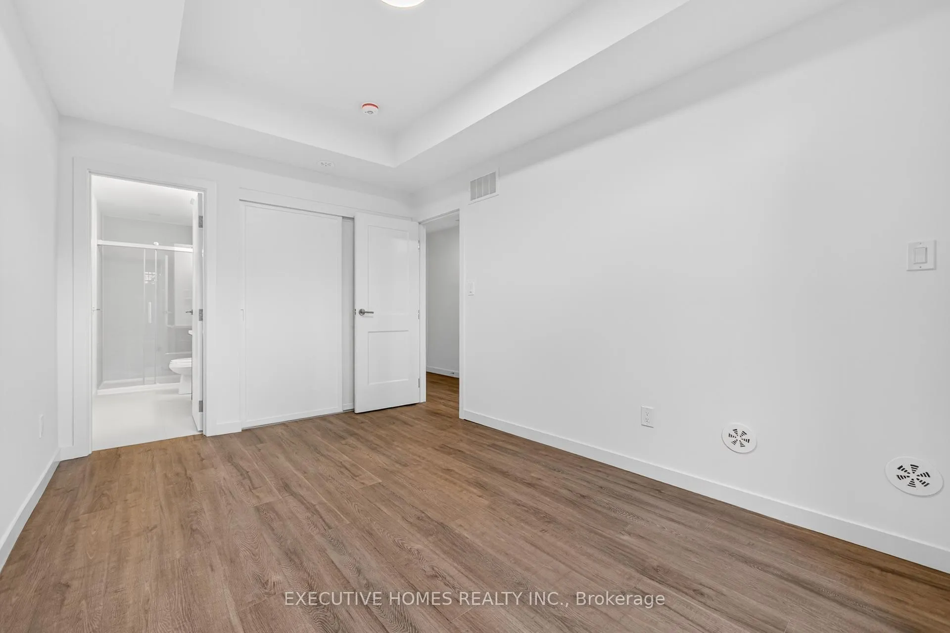 Photo 32 of Unit 8, 3175 Denison Street, Markham, Middlefield — HOMEH
