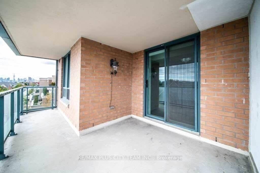 Photo 17 of Unit 503, 1863 Queen Street E, Toronto, The Beaches — HOMEH
