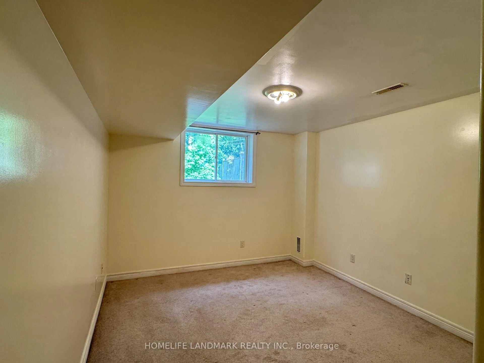 Photo 8 of Unit Lower, 23 Loon Avenue, Barrie, Painswick South — HOMEH