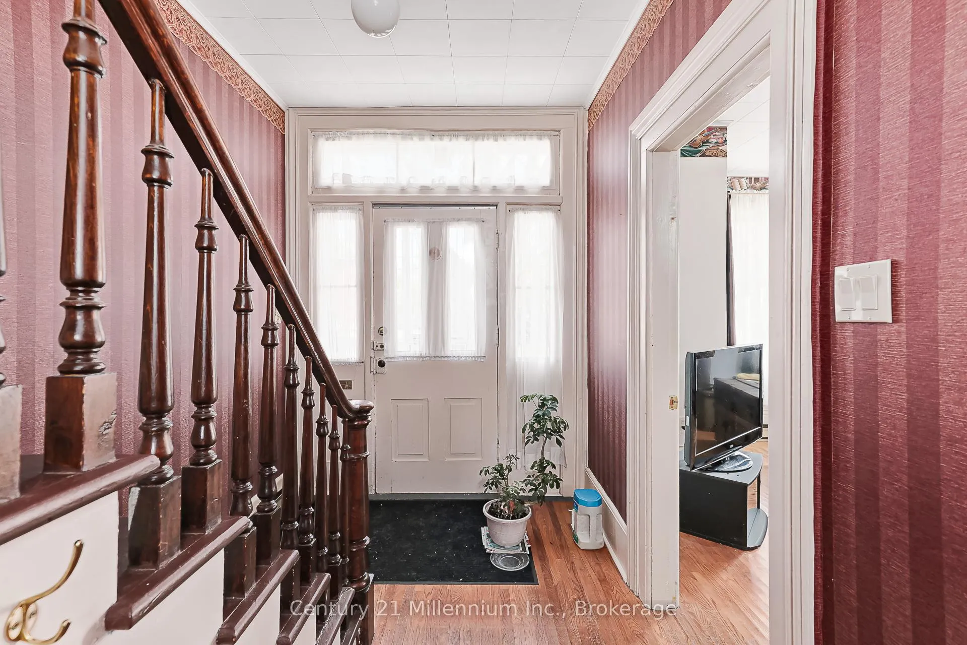 Photo 6 of 332 Ste Marie Street, Collingwood — HOMEH