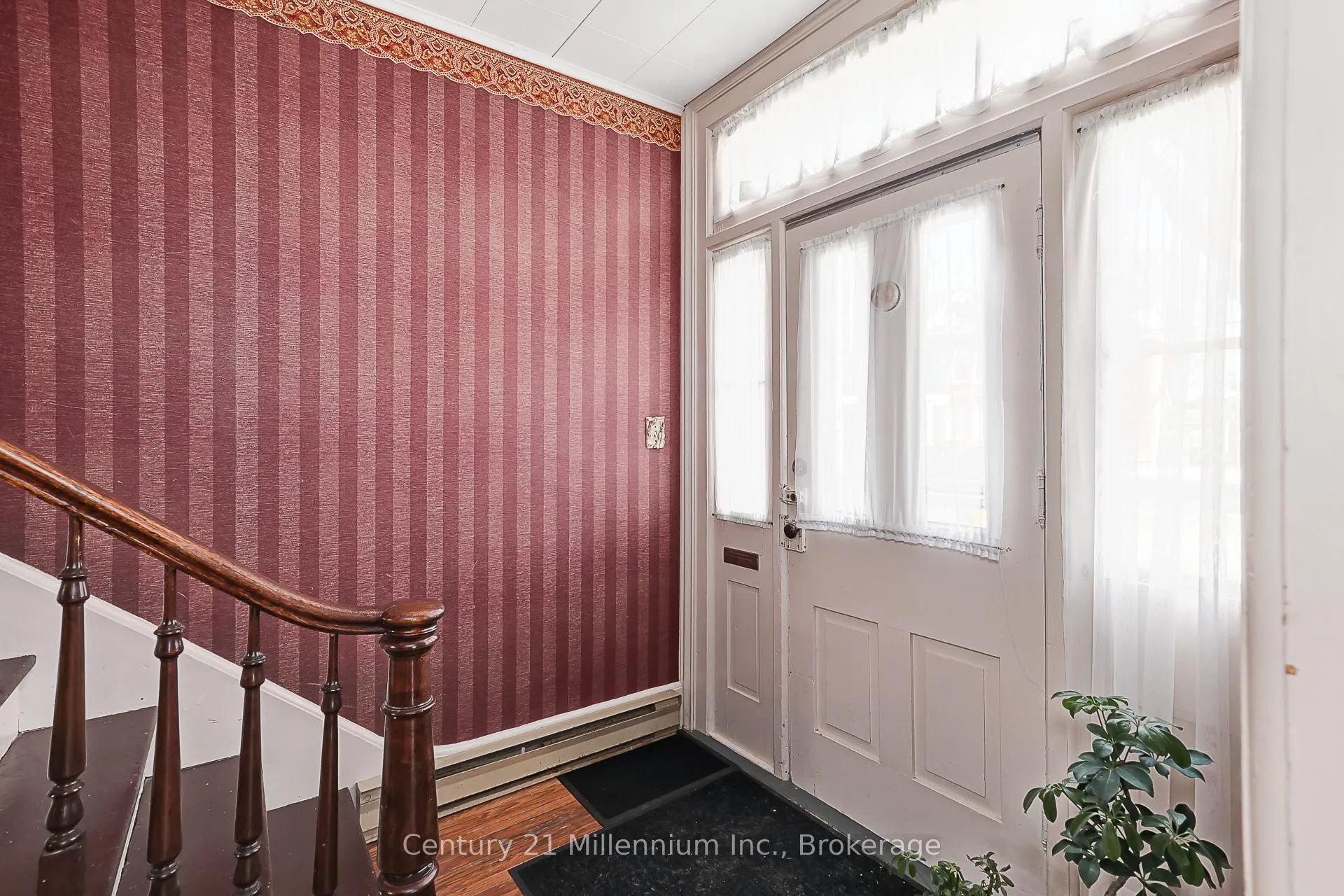 Photo 7 of 332 Ste Marie Street, Collingwood — HOMEH