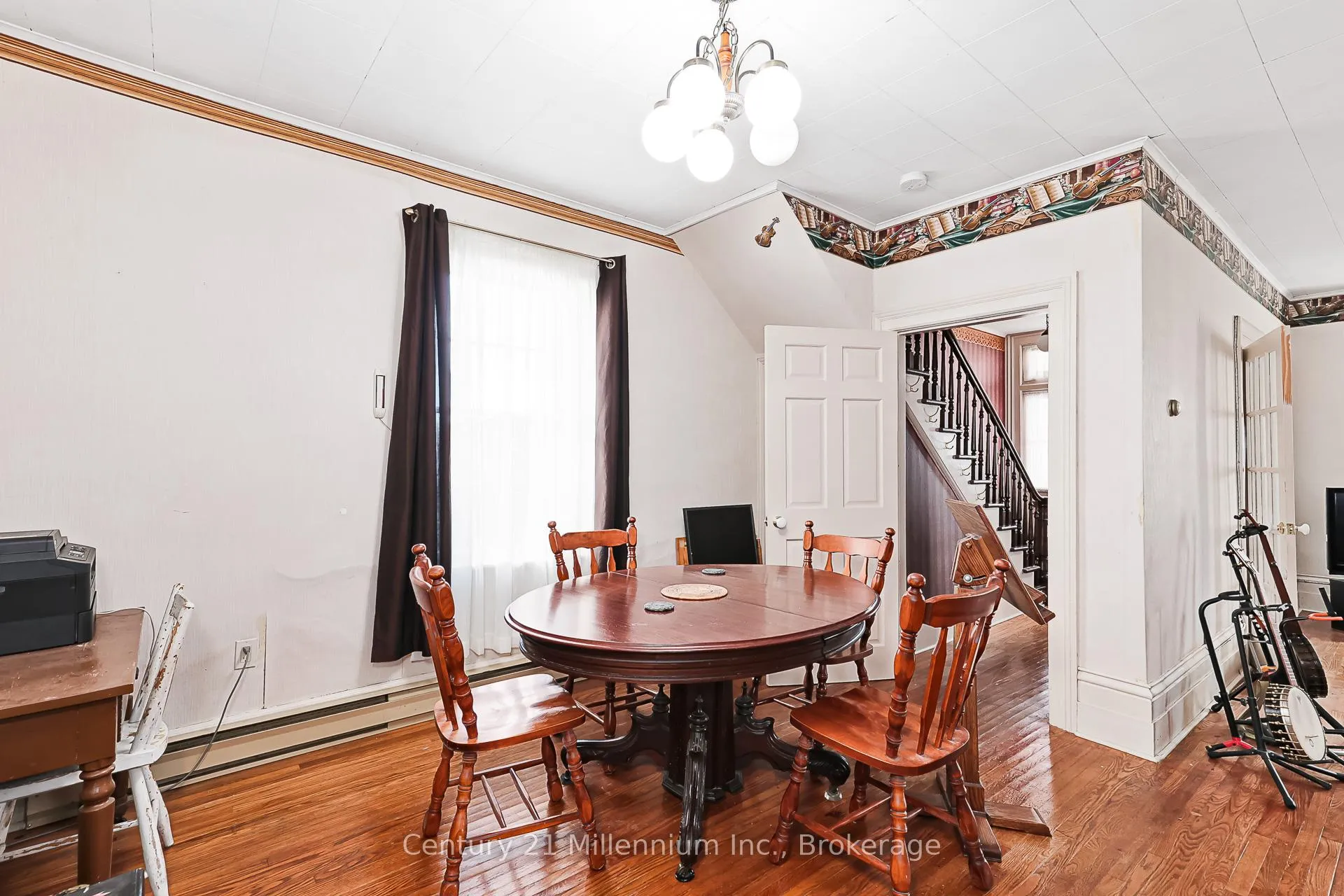 Photo 12 of 332 Ste Marie Street, Collingwood — HOMEH