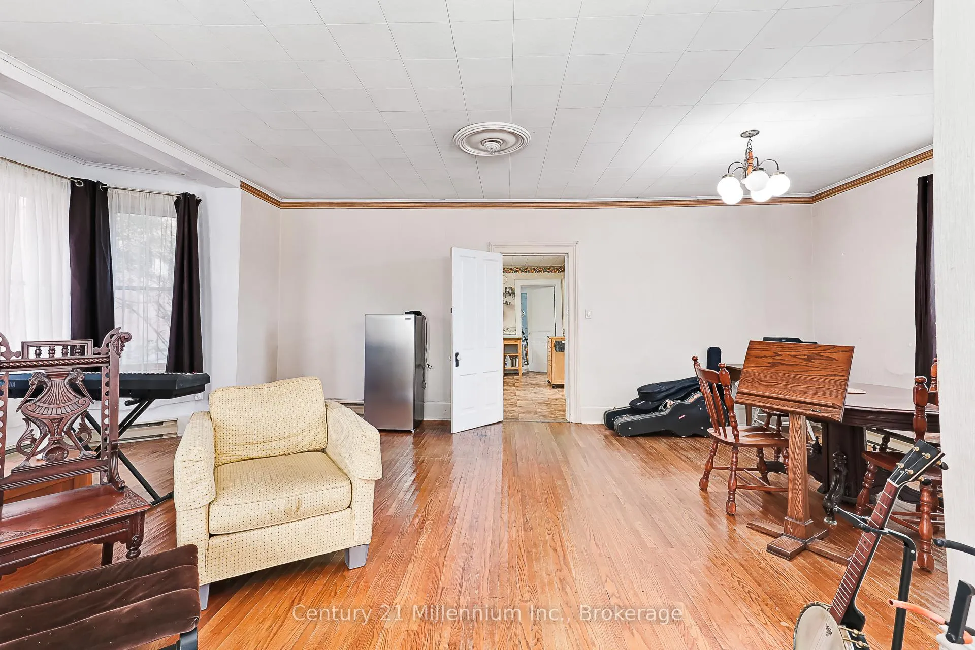 Photo 14 of 332 Ste Marie Street, Collingwood — HOMEH