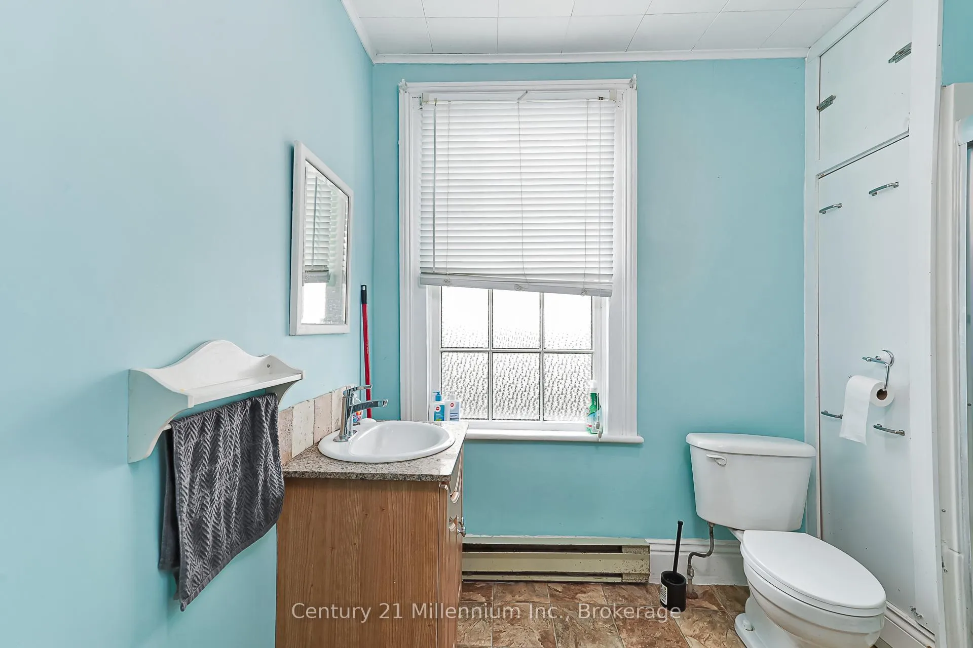 Photo 21 of 332 Ste Marie Street, Collingwood — HOMEH