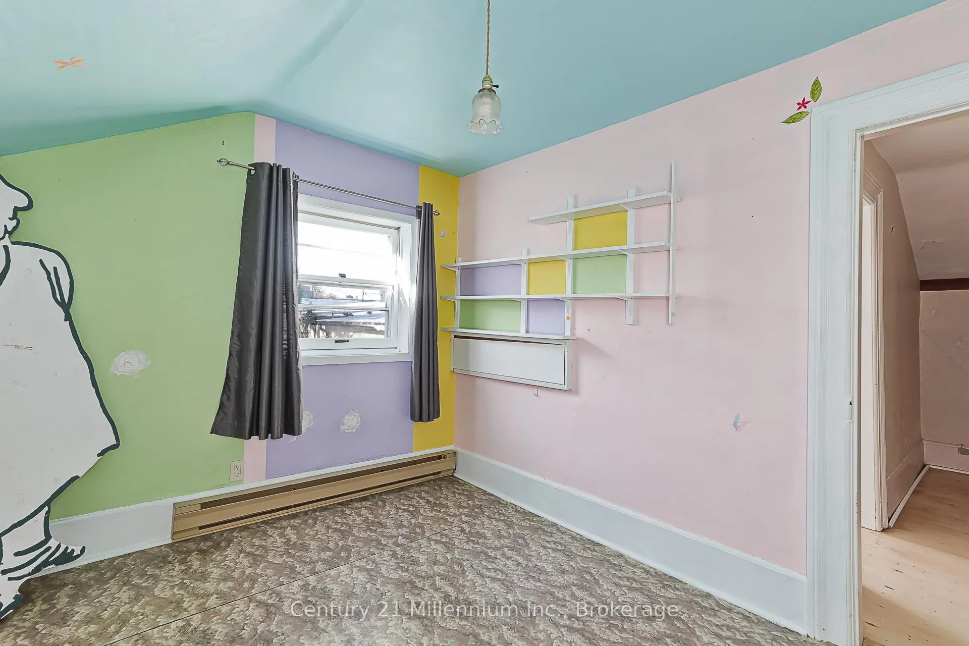 Photo 34 of 332 Ste Marie Street, Collingwood — HOMEH