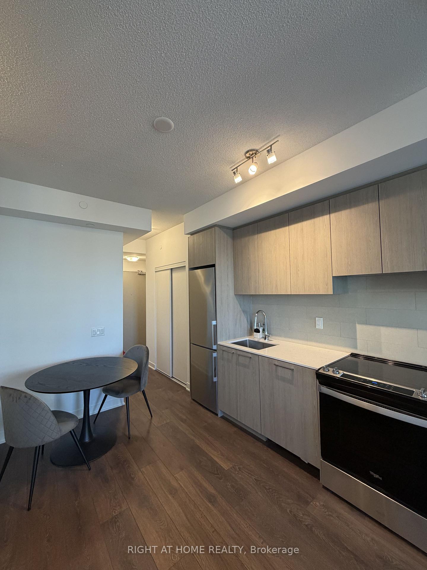 Photo 10 of Unit 1113, 260 Malta Avenue, Brampton, Fletcher's Creek South — HOMEH