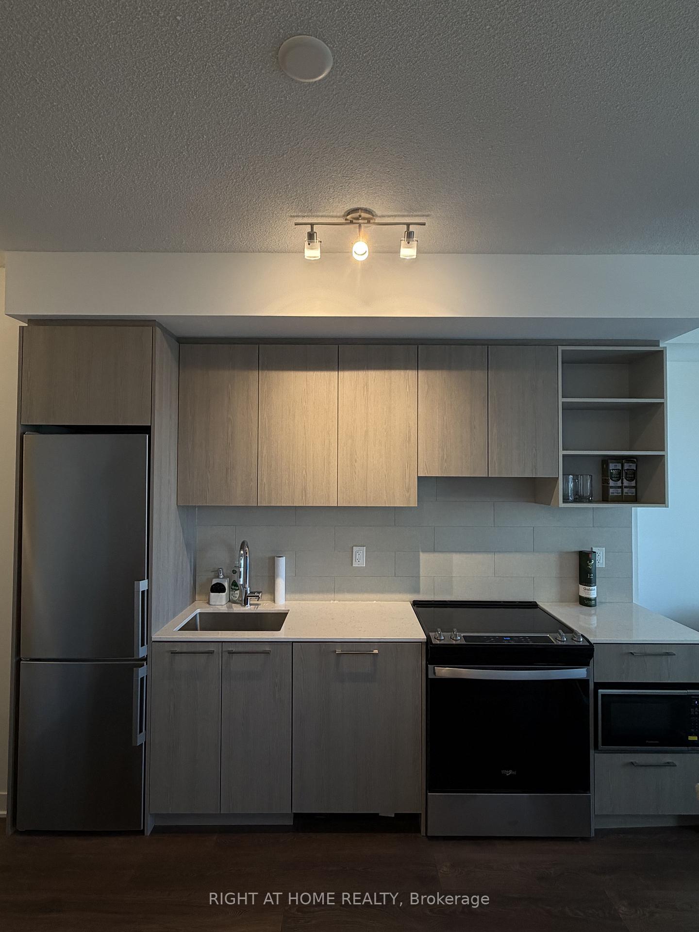 Photo 12 of Unit 1113, 260 Malta Avenue, Brampton, Fletcher's Creek South — HOMEH