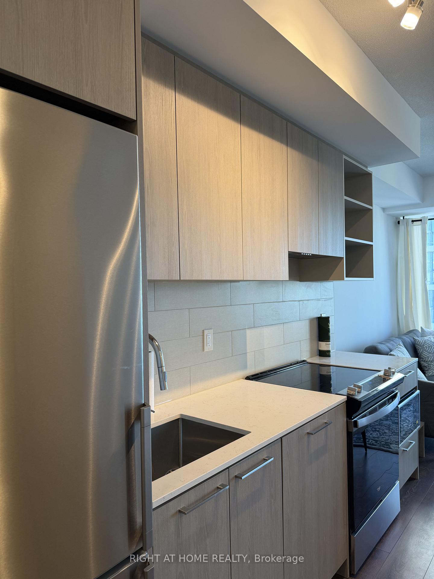 Photo 13 of Unit 1113, 260 Malta Avenue, Brampton, Fletcher's Creek South — HOMEH