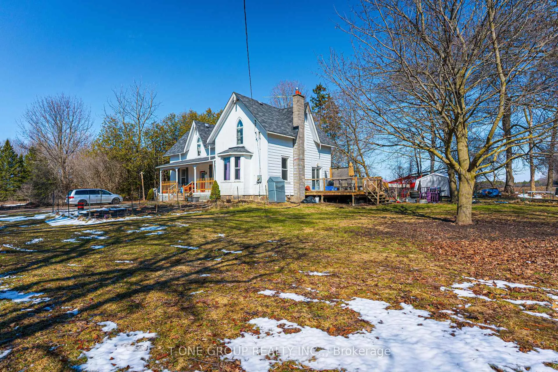 Photo 3 of 252 Columbus Road E, Oshawa, Rural Oshawa — HOMEH