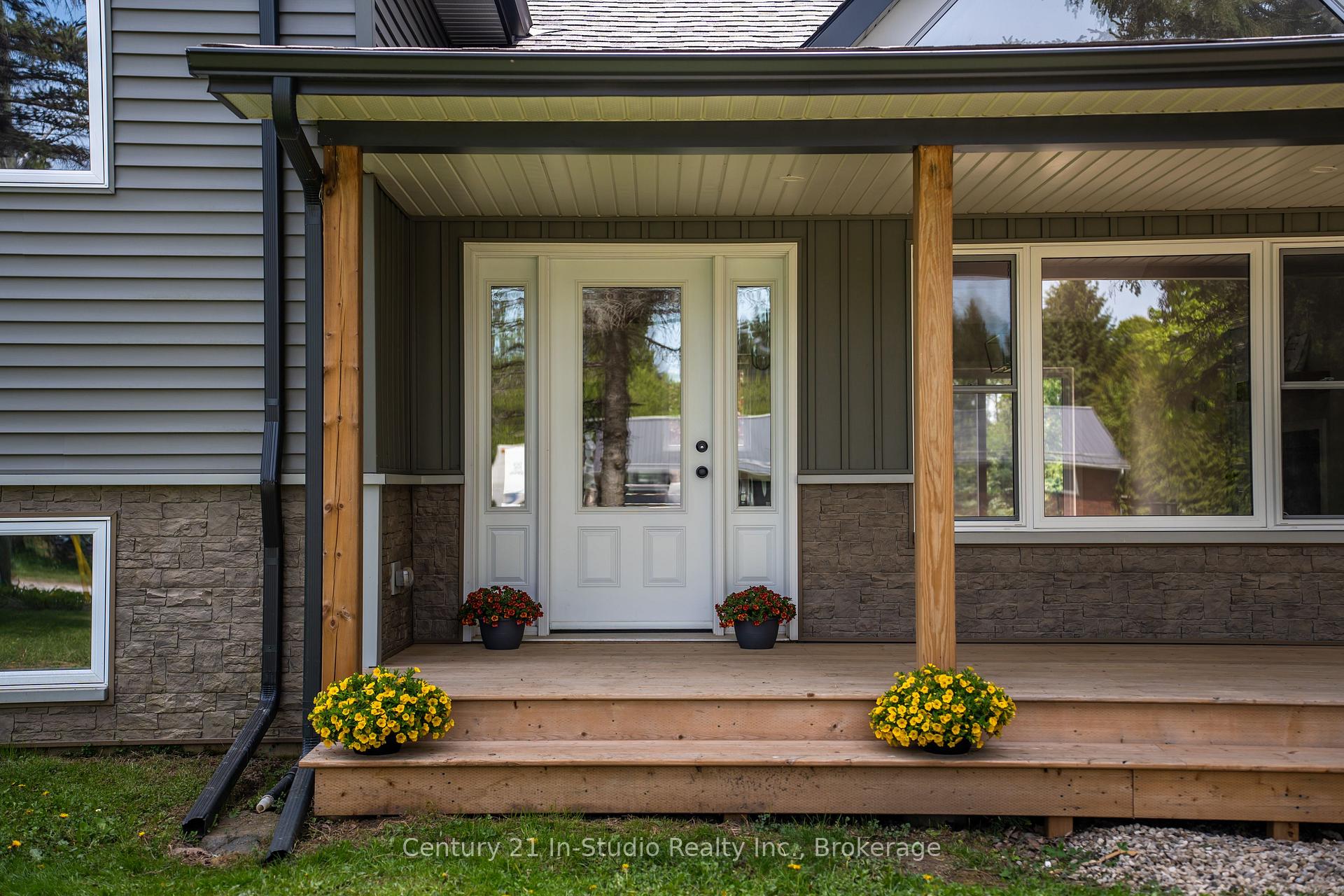 Photo 2 of 680218 Sideroad 30, Chatsworth — HOMEH