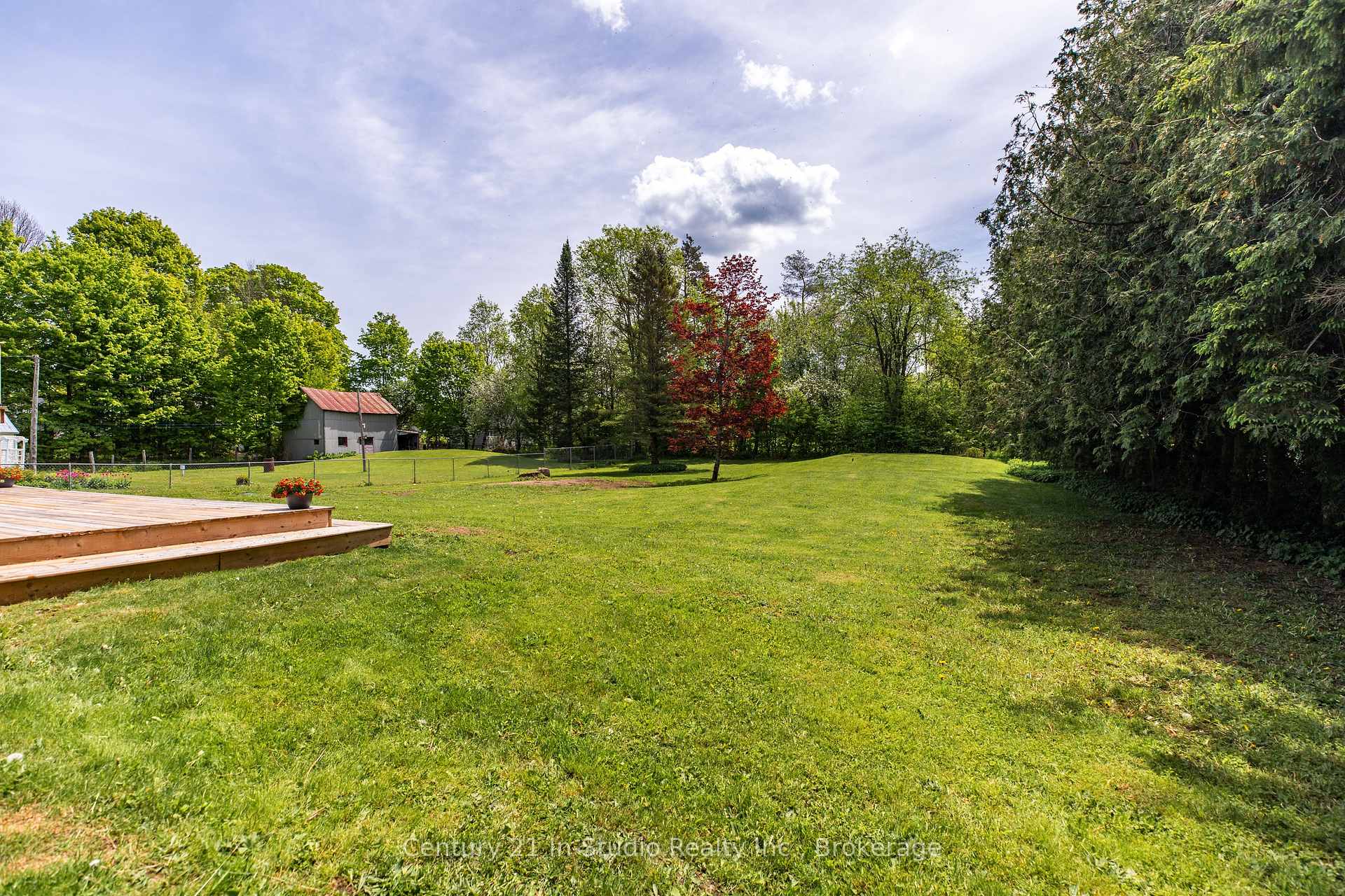 Photo 6 of 680218 Sideroad 30, Chatsworth — HOMEH