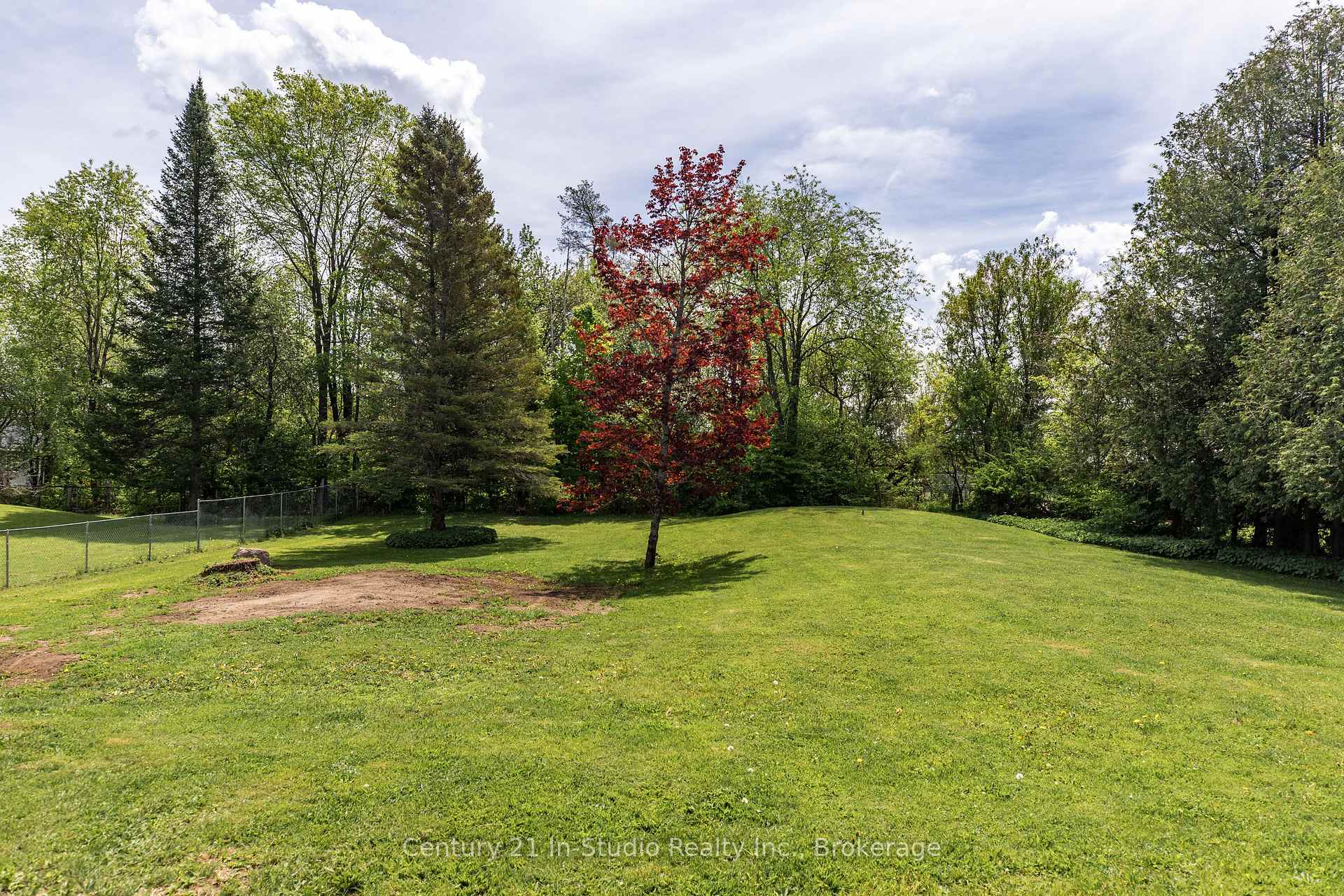 Photo 7 of 680218 Sideroad 30, Chatsworth — HOMEH