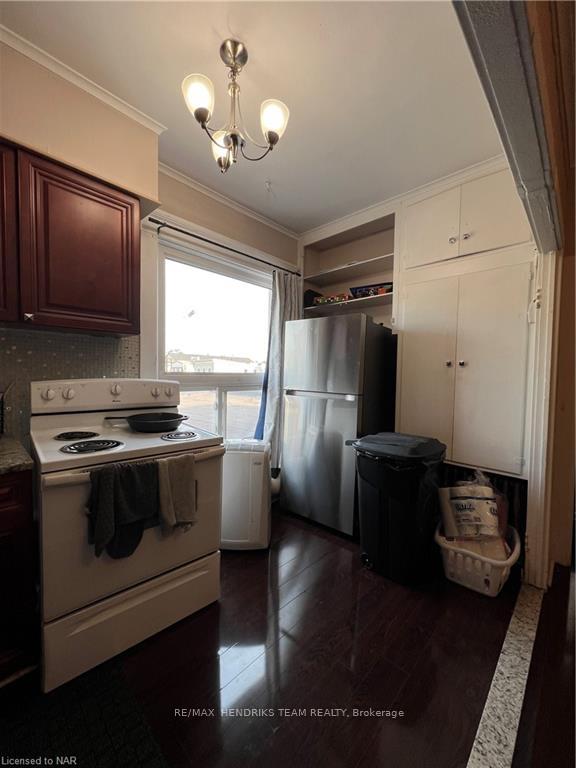 Photo 7 of Unit 2, 3 Main Street E, Grimsby, Grimsby East — HOMEH
