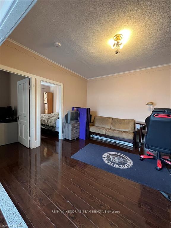 Photo 8 of Unit 2, 3 Main Street E, Grimsby, Grimsby East — HOMEH