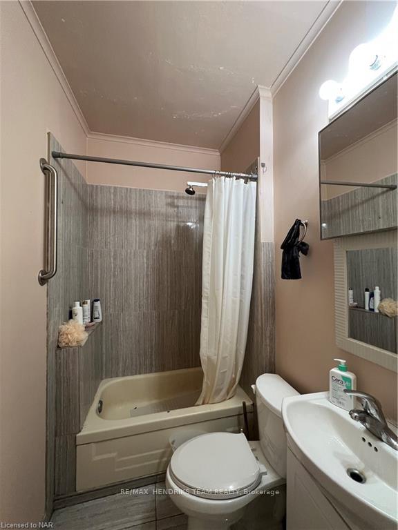 Photo 13 of Unit 2, 3 Main Street E, Grimsby, Grimsby East — HOMEH