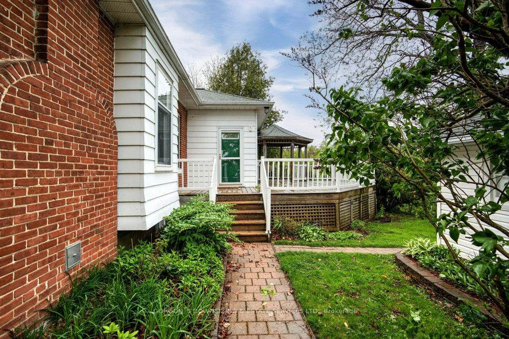 Photo 31 of 138 Simcoe Street, Brock, Beaverton — HOMEH