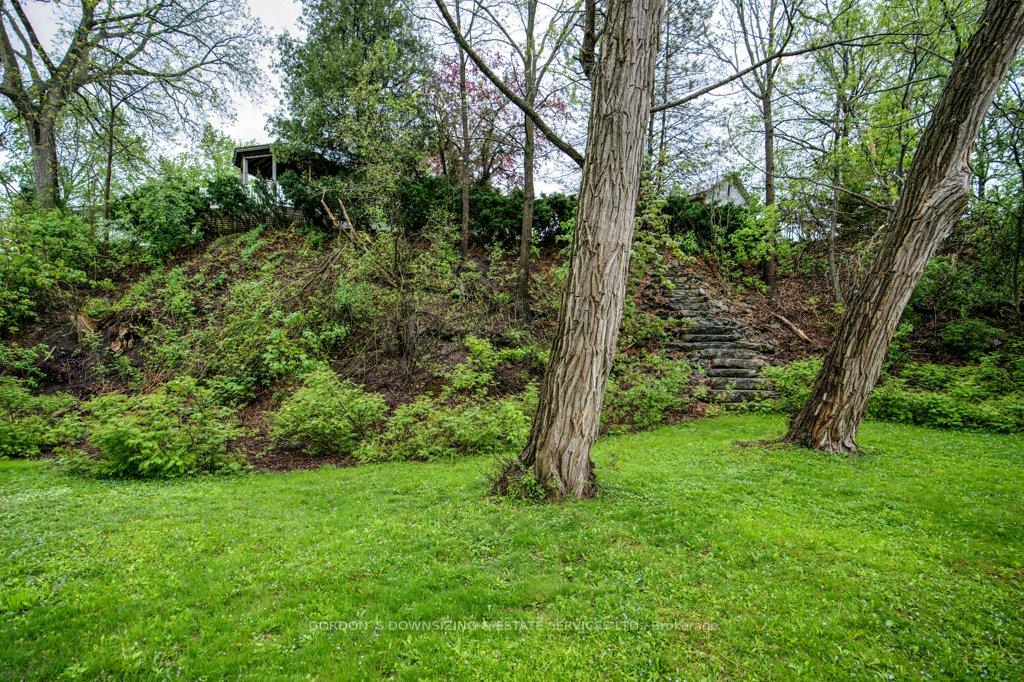 Photo 38 of 138 Simcoe Street, Brock, Beaverton — HOMEH