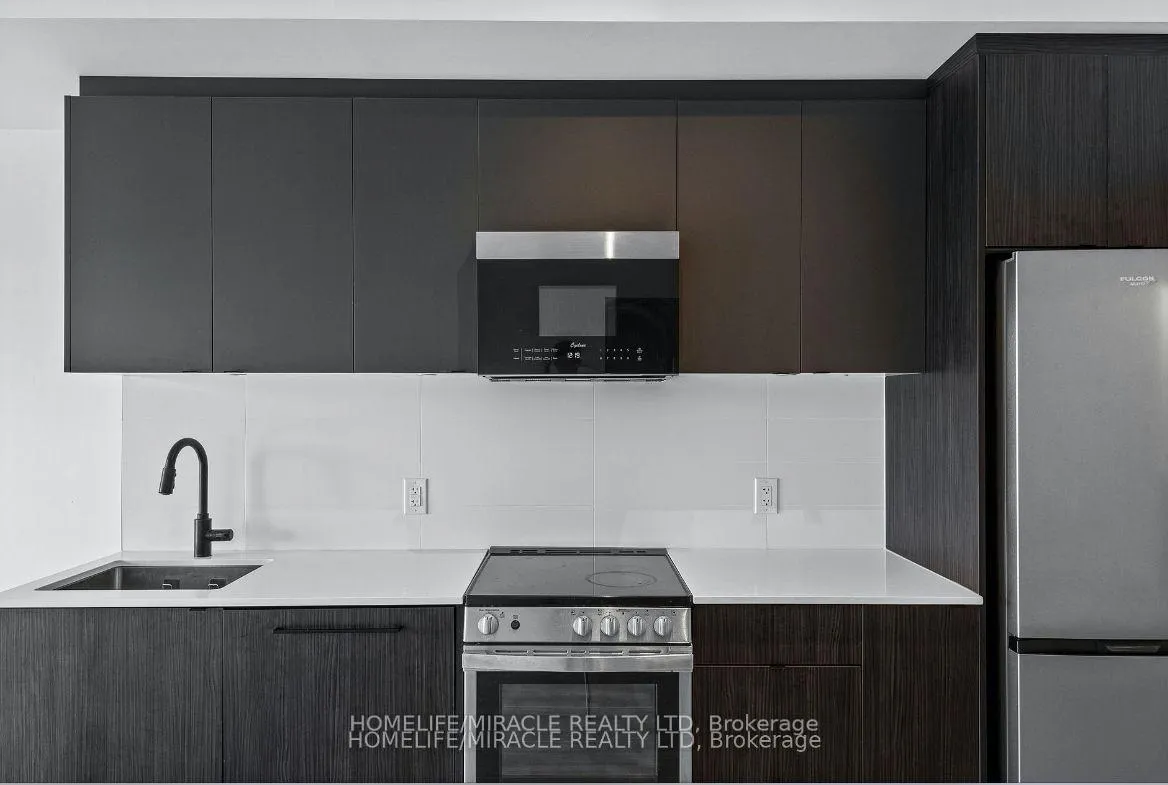 Photo 12 of Unit 601, 2369 Danforth Avenue, Toronto, East End-Danforth — HOMEH