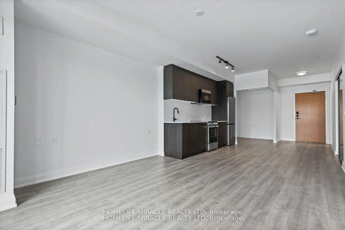Photo 17 of Unit 601, 2369 Danforth Avenue, Toronto, East End-Danforth — HOMEH