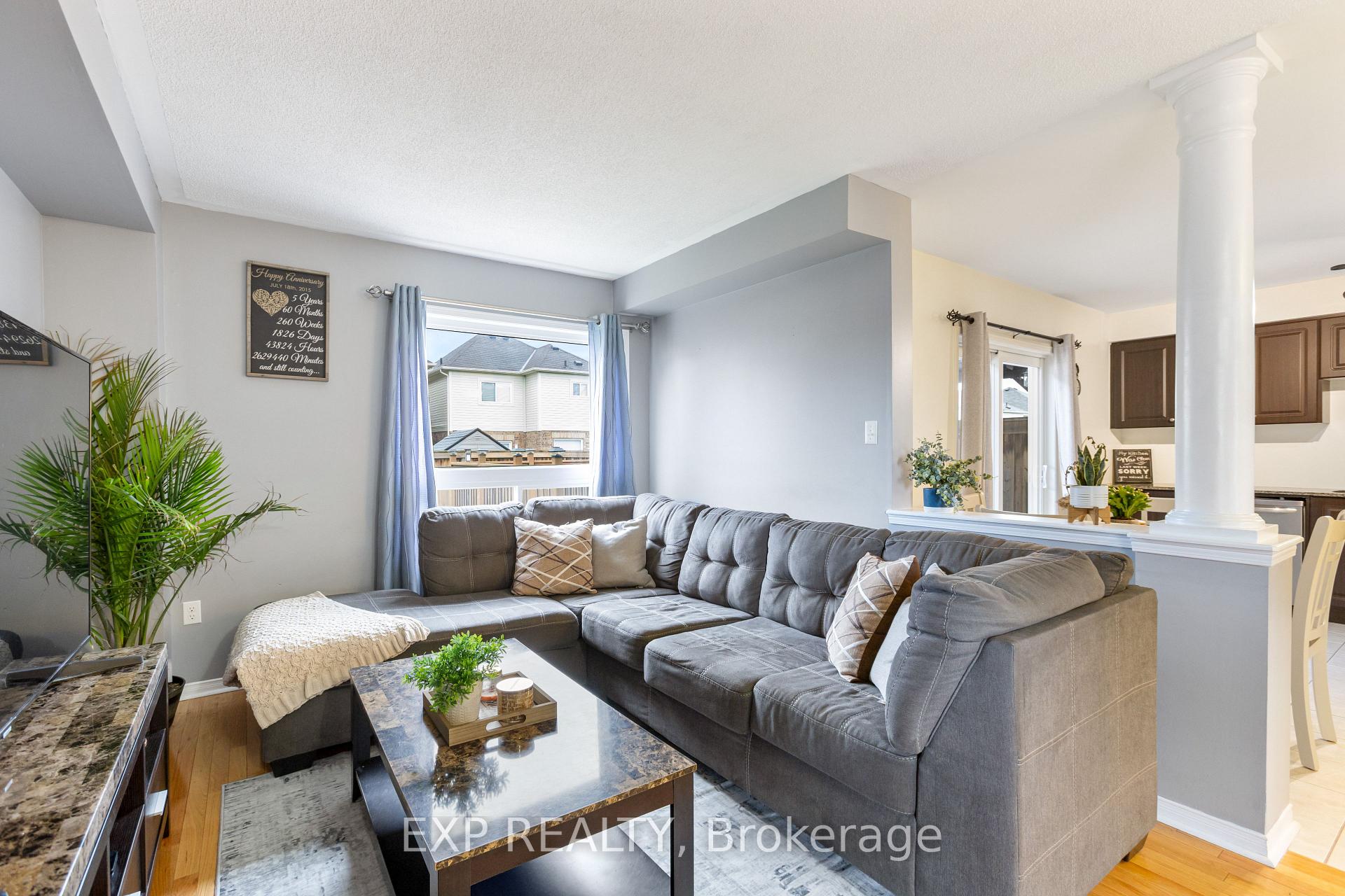 Photo 9 of 11 Robb Lane, Clarington, Bowmanville — HOMEH