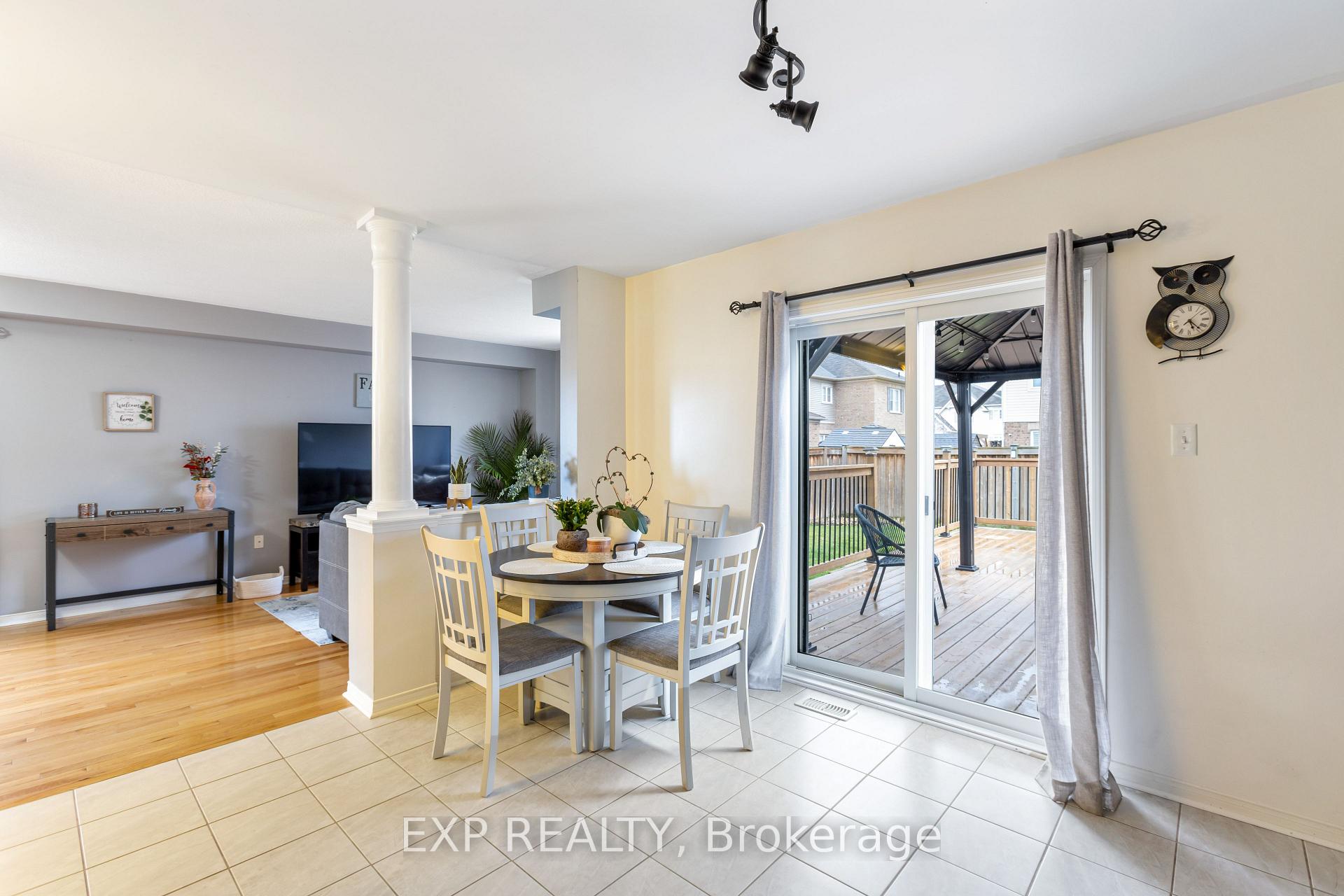 Photo 10 of 11 Robb Lane, Clarington, Bowmanville — HOMEH