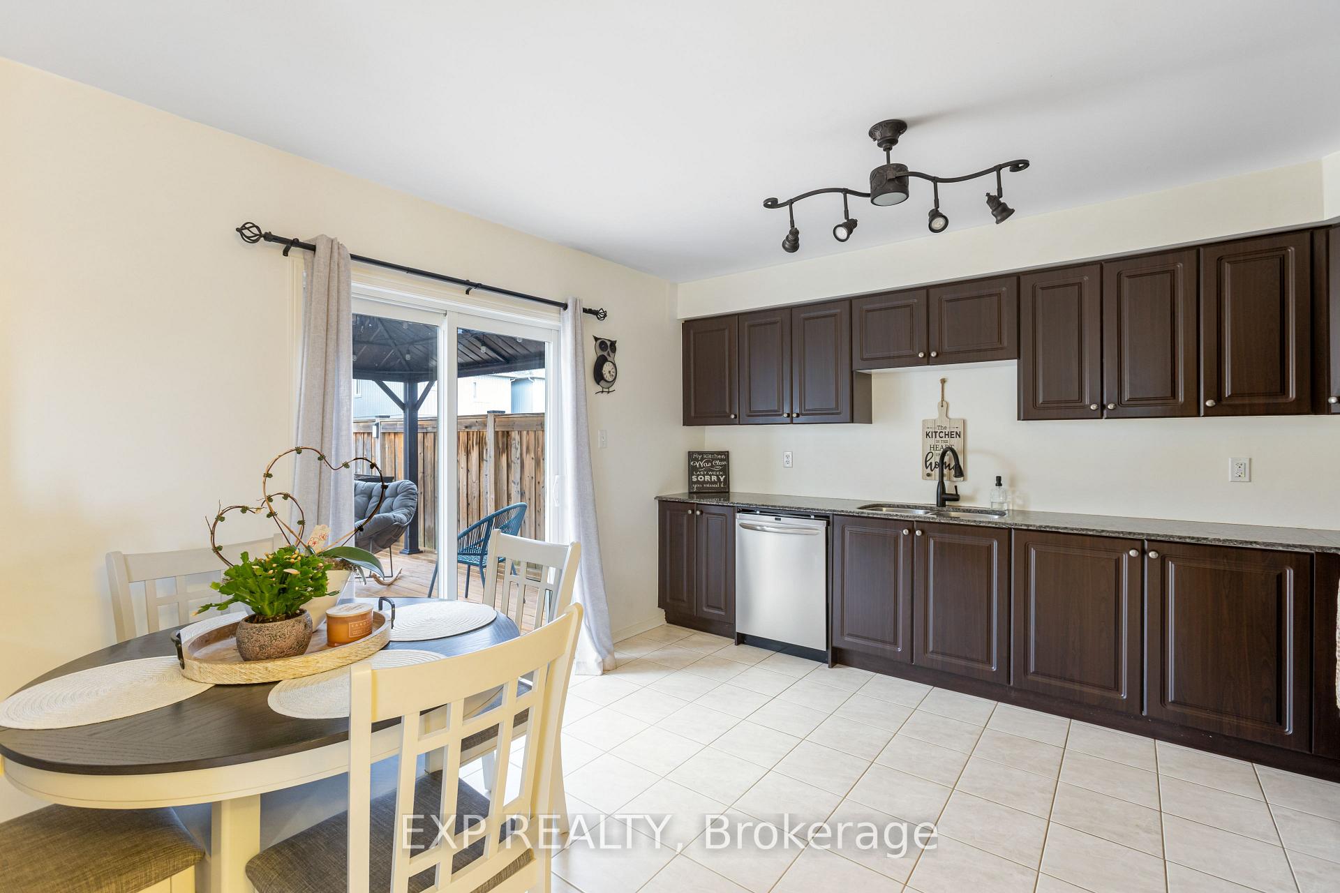 Photo 11 of 11 Robb Lane, Clarington, Bowmanville — HOMEH