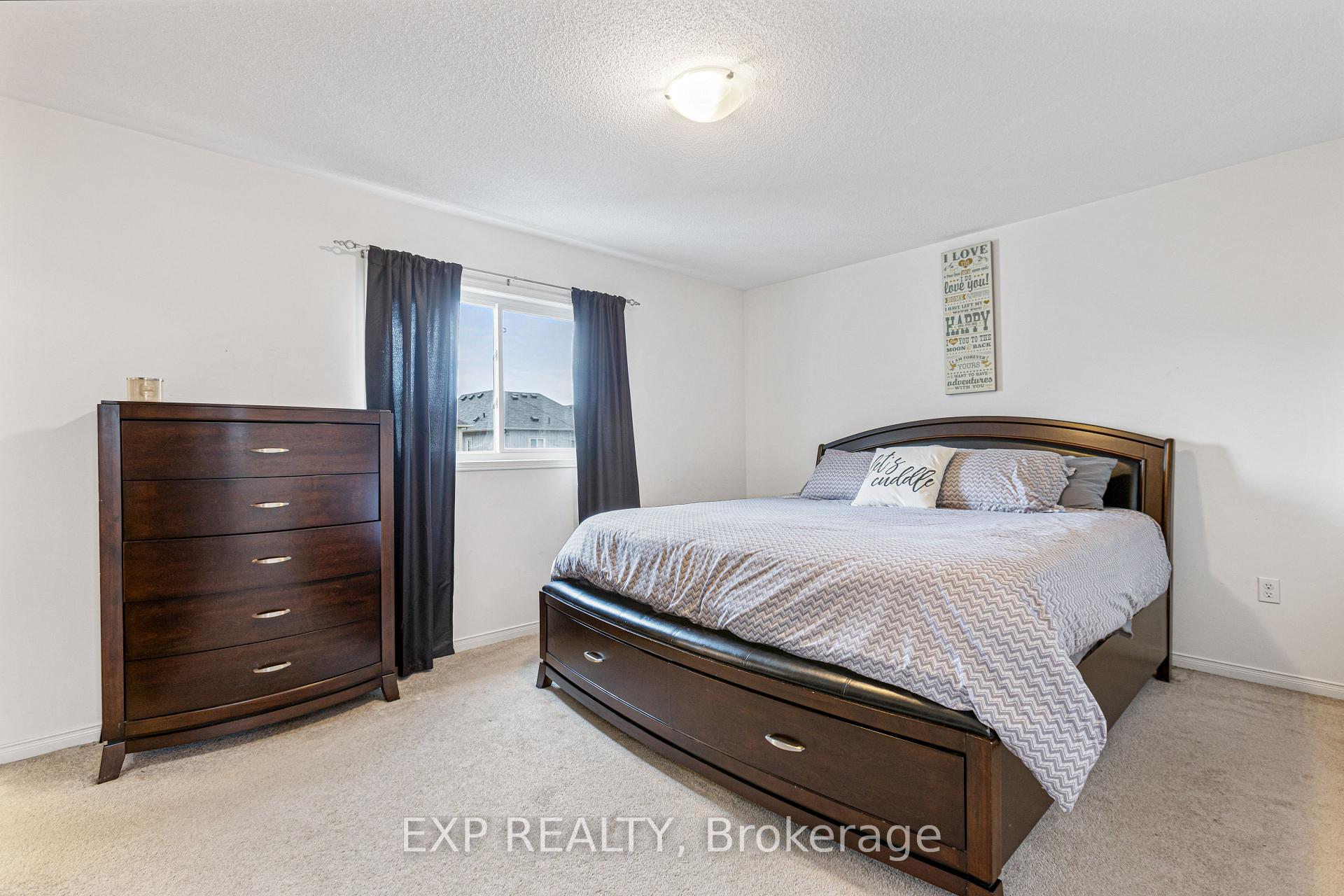 Photo 22 of 11 Robb Lane, Clarington, Bowmanville — HOMEH