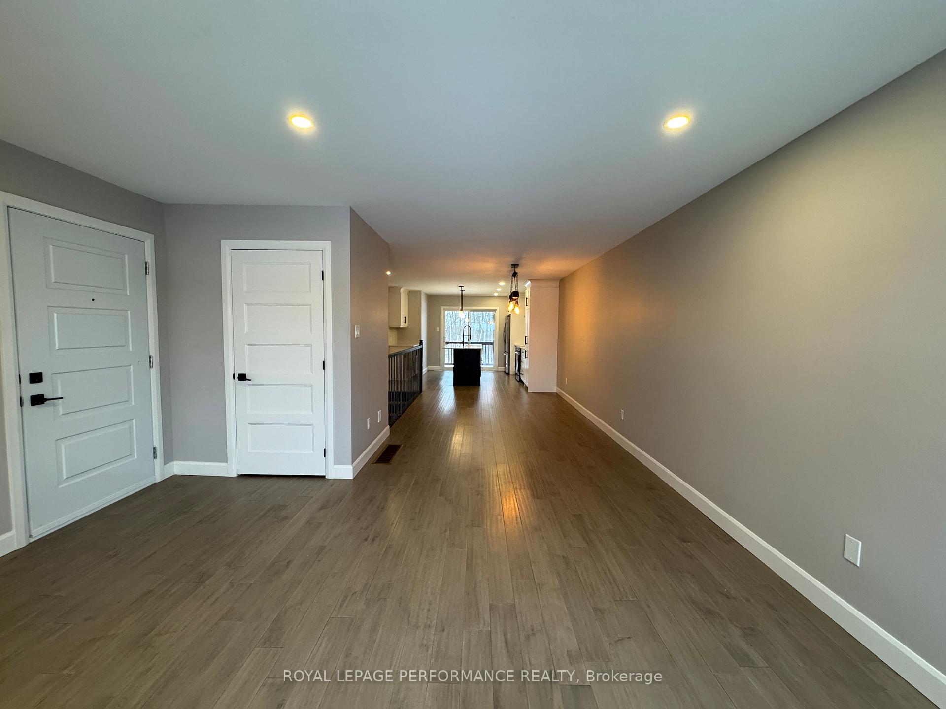 Photo 4 of 28 Portland Drive, Cornwall — HOMEH