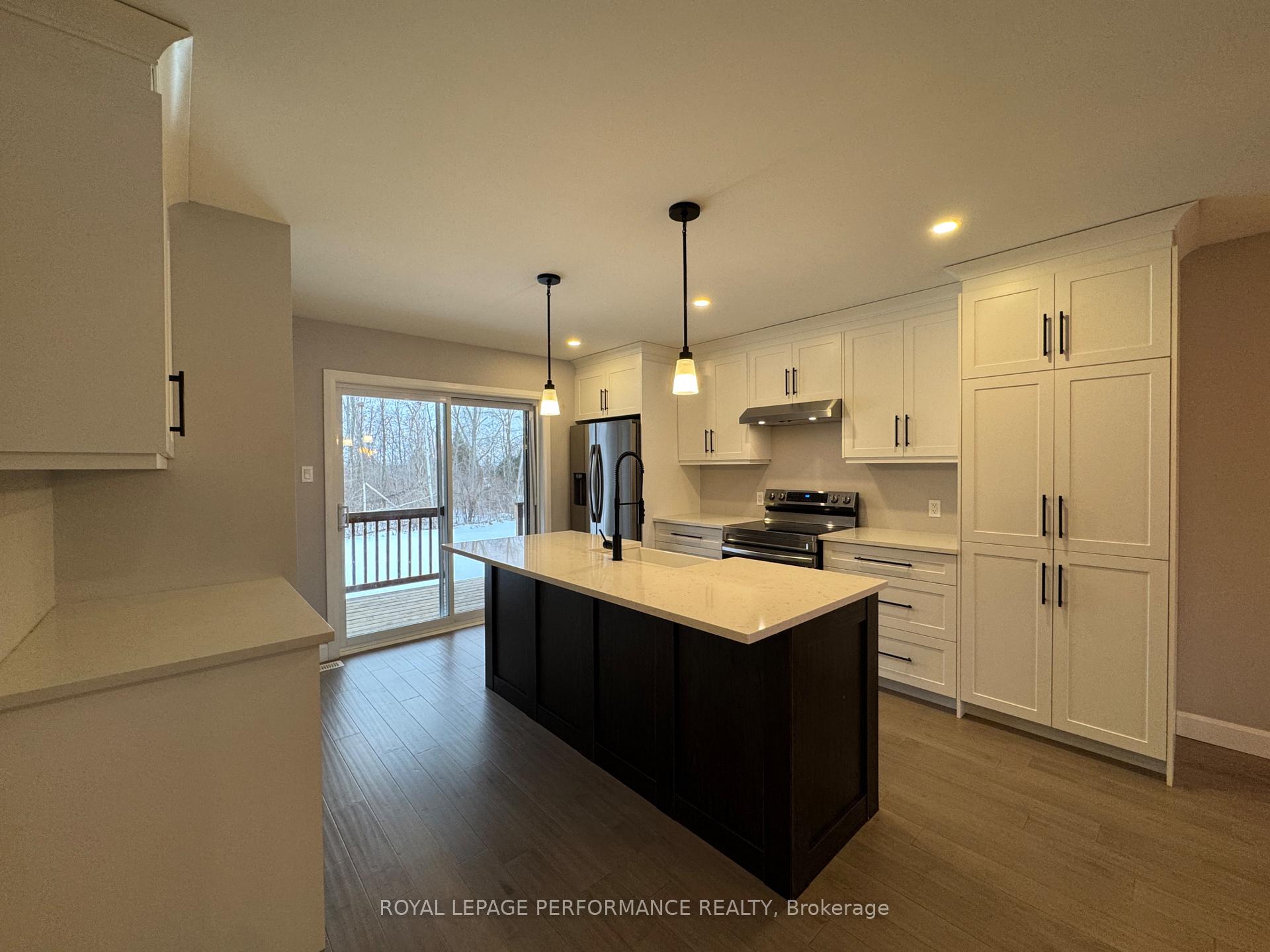 Photo 10 of 28 Portland Drive, Cornwall — HOMEH