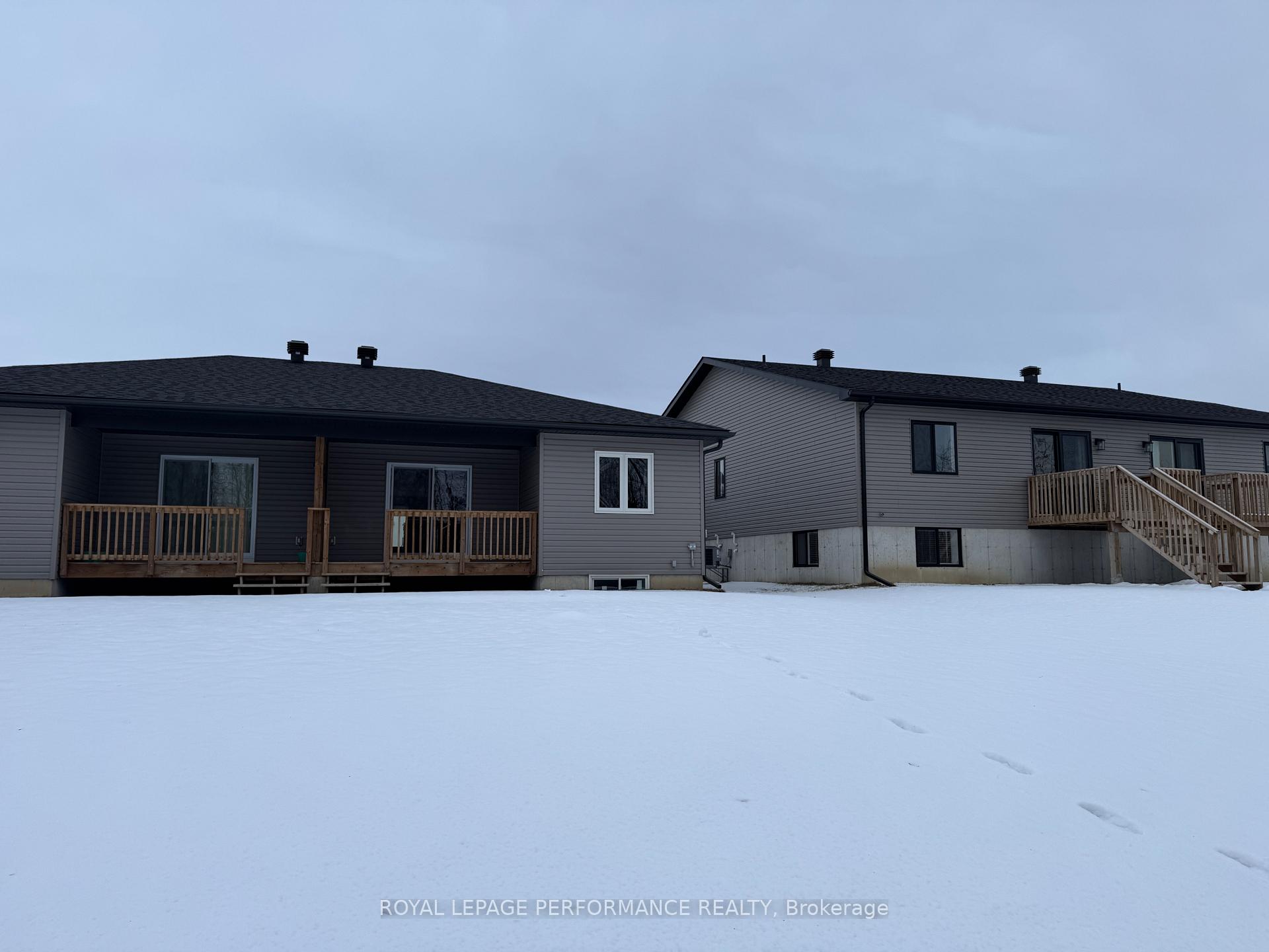 Photo 15 of 28 Portland Drive, Cornwall — HOMEH