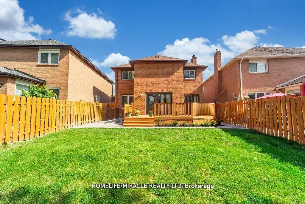 Photo 11 of Unit Bsmt, 57 Lord Simcoe Drive, Brampton, Westgate — HOMEH