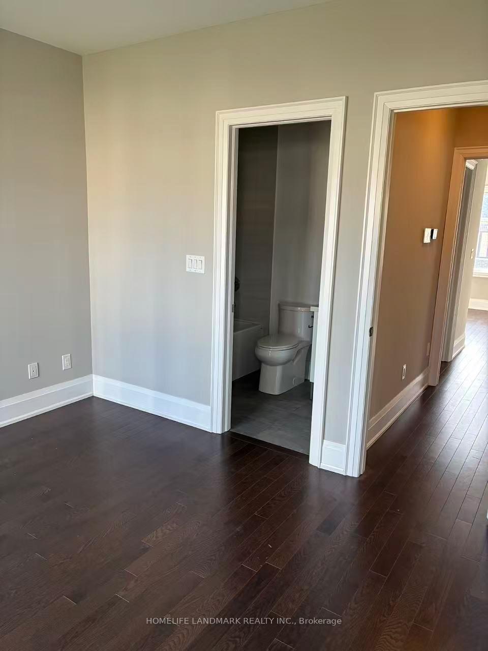 Photo 8 of 63 Feeney Lane, Markham, Commerce Valley — HOMEH