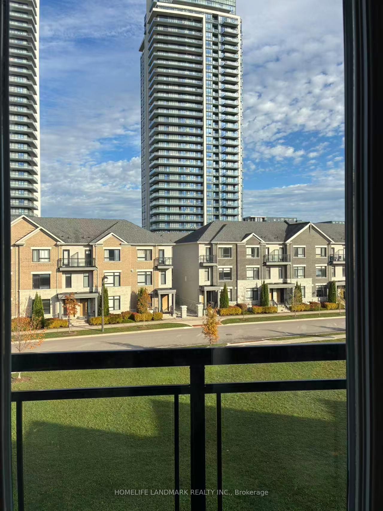 Photo 9 of 63 Feeney Lane, Markham, Commerce Valley — HOMEH
