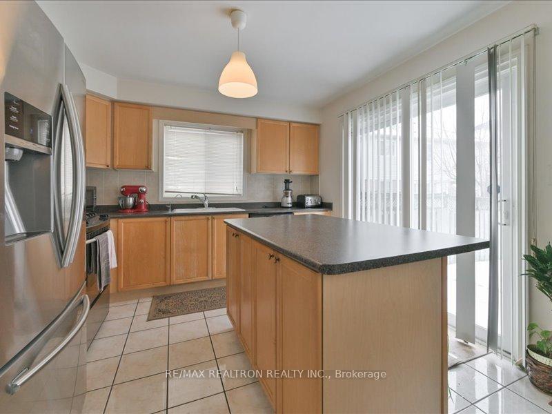 Photo 28 of 3 Misty Brook Crescent, Brampton, Fletcher's Meadow — HOMEH