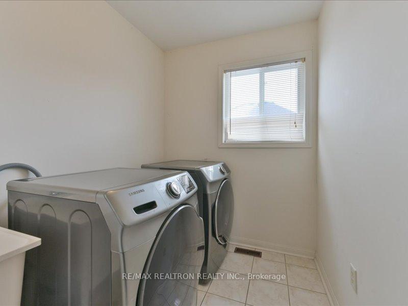Photo 24 of 3 Misty Brook Crescent, Brampton, Fletcher's Meadow — HOMEH
