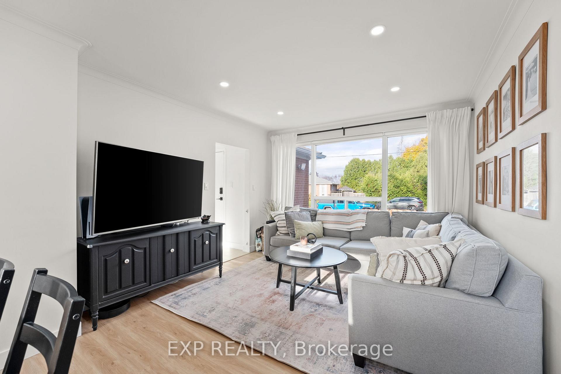 Photo 3 of Unit Main, 2 Patrick Drive, Aurora, Aurora Highlands — HOMEH