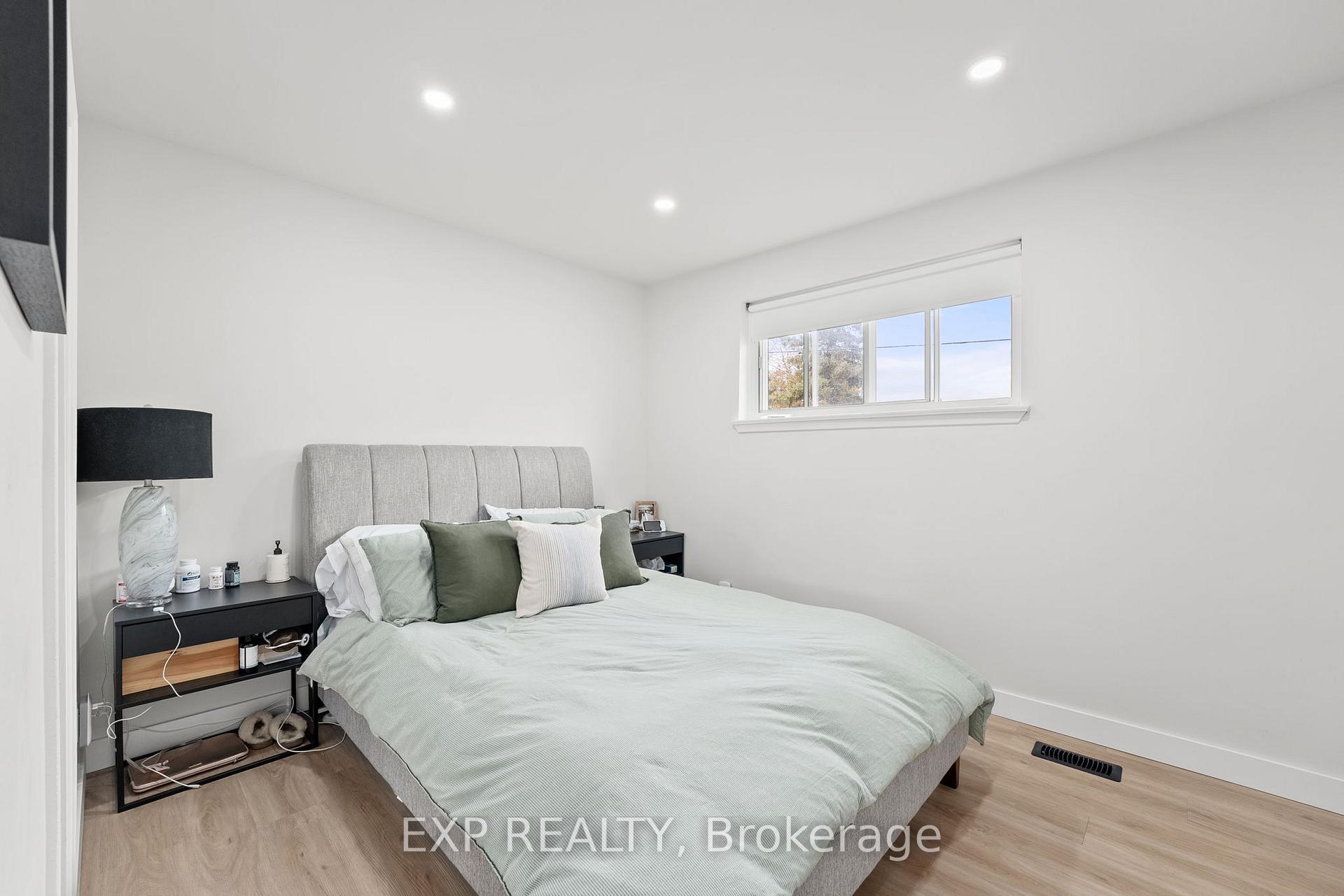 Photo 10 of Unit Main, 2 Patrick Drive, Aurora, Aurora Highlands — HOMEH