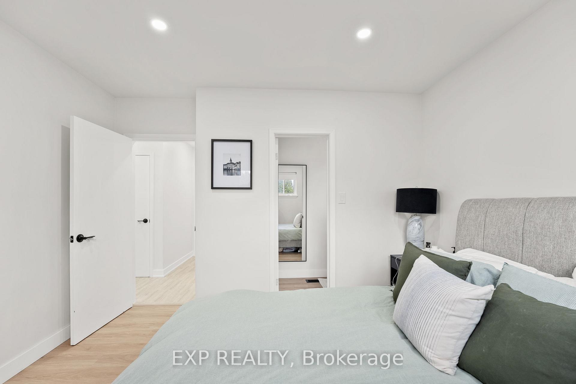 Photo 9 of Unit Main, 2 Patrick Drive, Aurora, Aurora Highlands — HOMEH