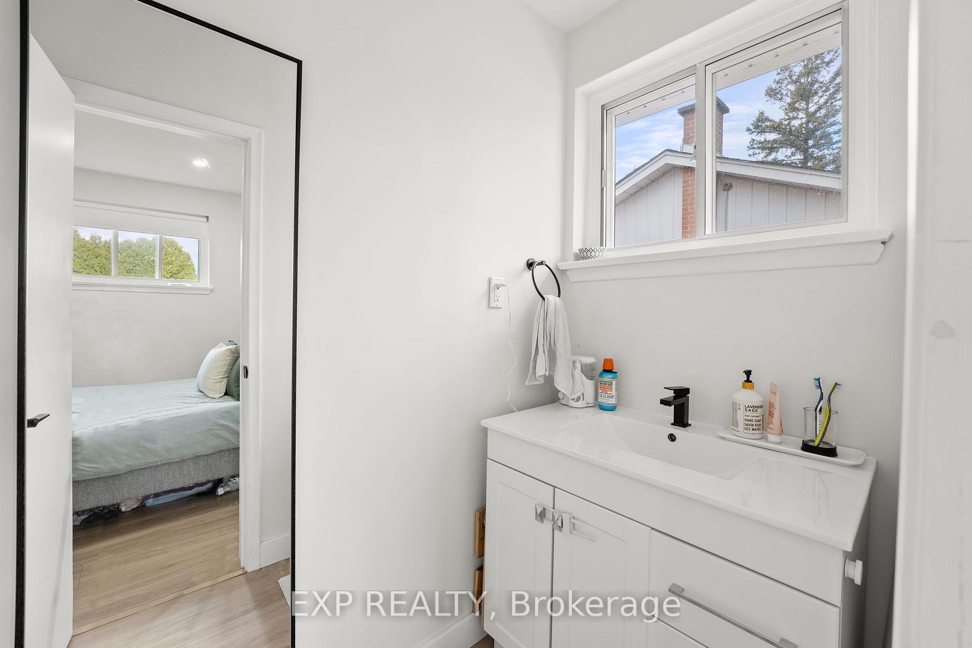 Photo 12 of Unit Main, 2 Patrick Drive, Aurora, Aurora Highlands — HOMEH
