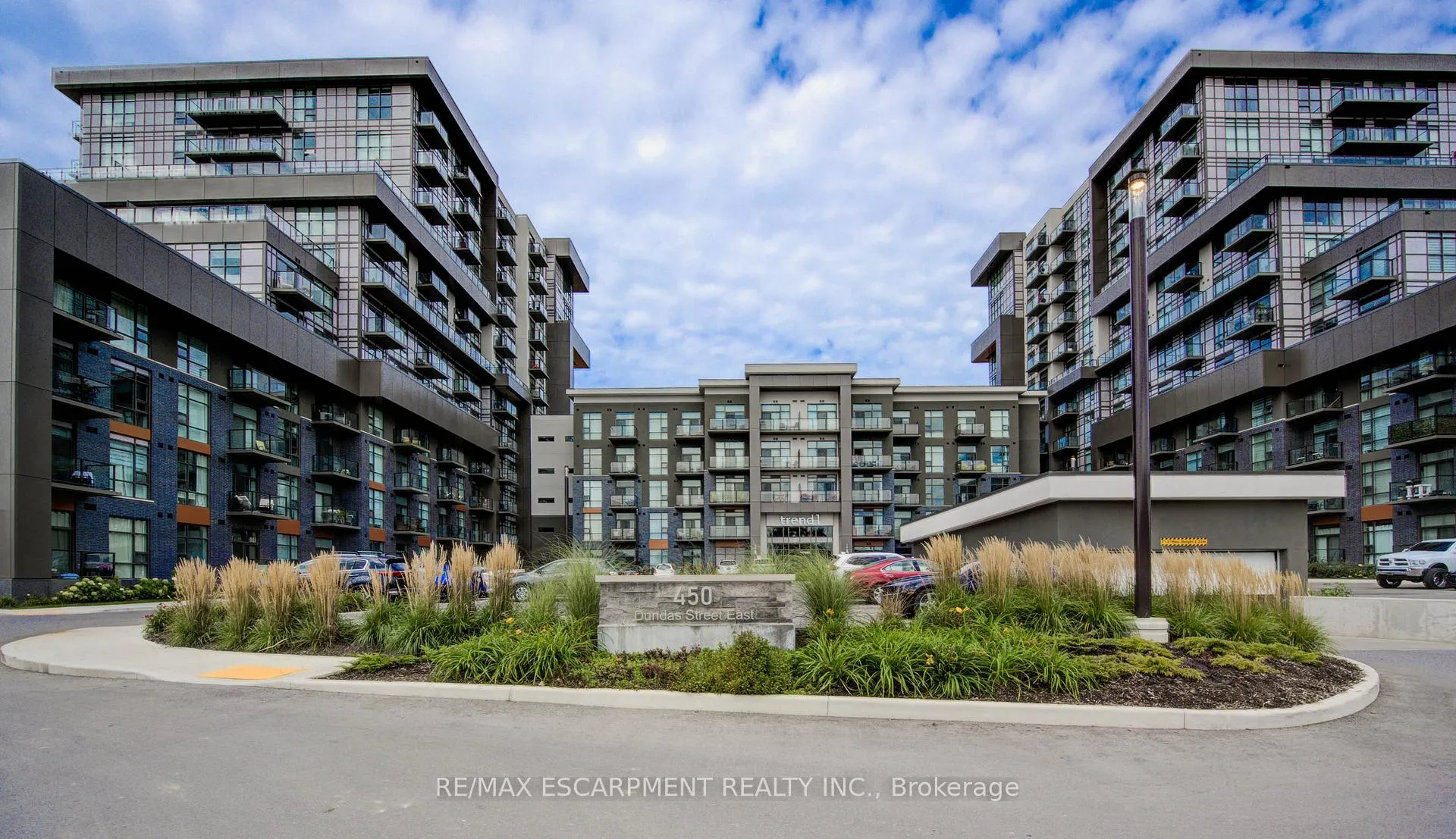 Photo 2 of Unit 521, 450 Dundas Street E, Hamilton, Waterdown — HOMEH