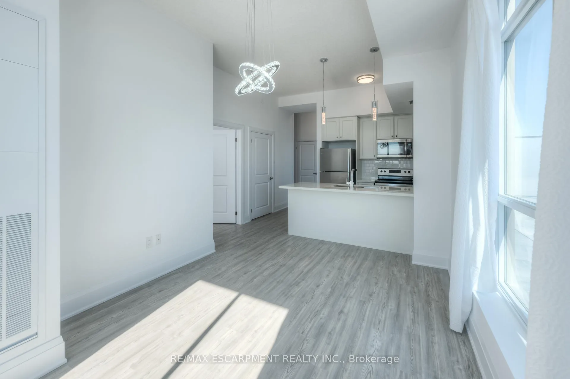 Photo 15 of Unit 521, 450 Dundas Street E, Hamilton, Waterdown — HOMEH