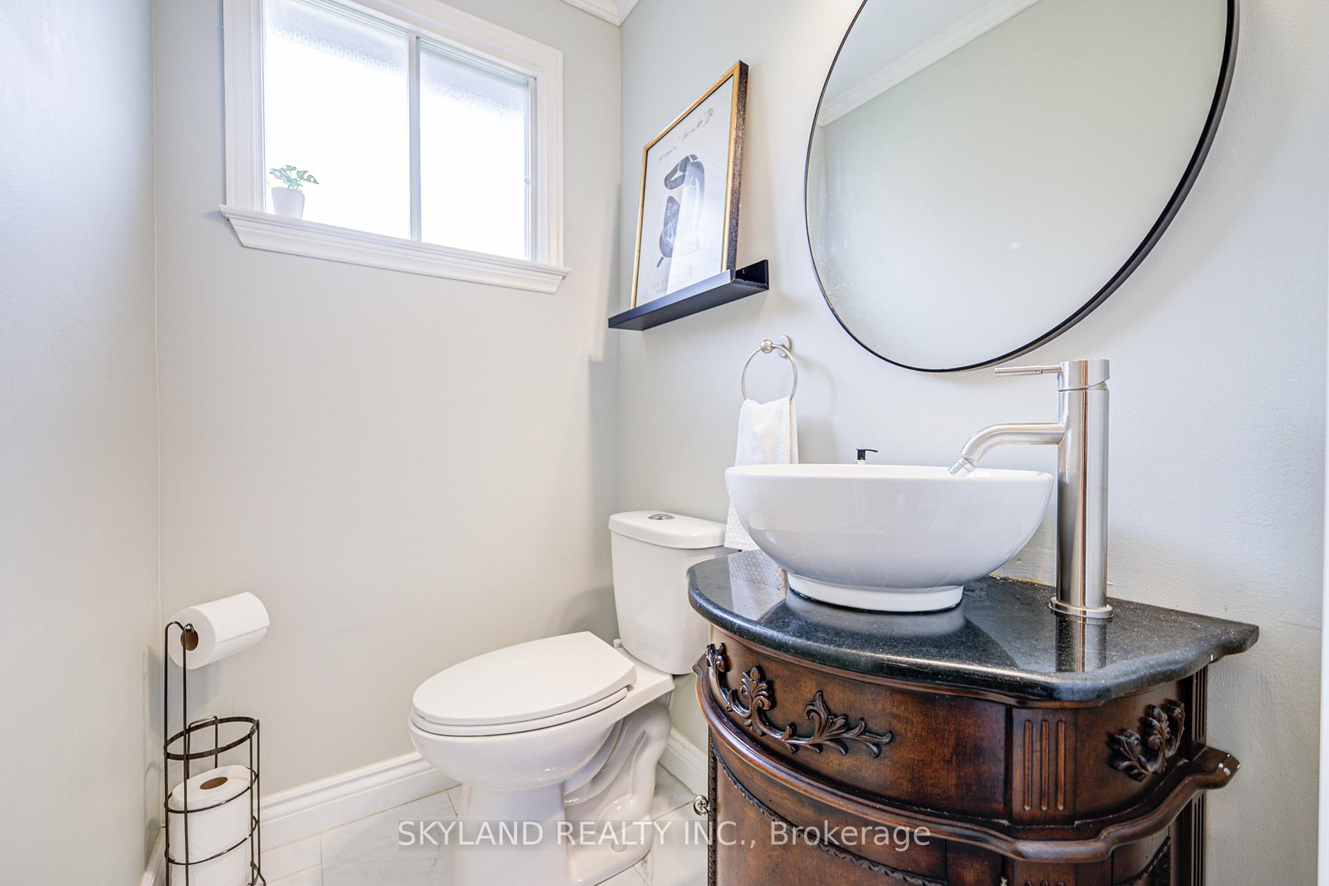 Photo 11 of 68 Batson Drive, Aurora, Aurora Village — HOMEH