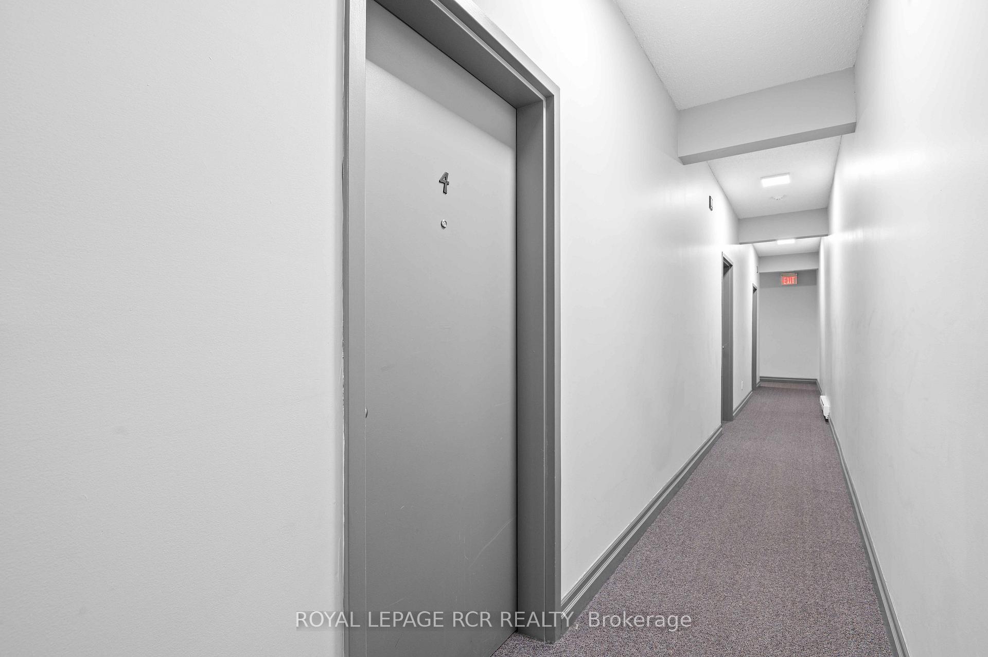 Photo 2 of Unit 4, 56 Queen Street N, Caledon, Bolton North — HOMEH