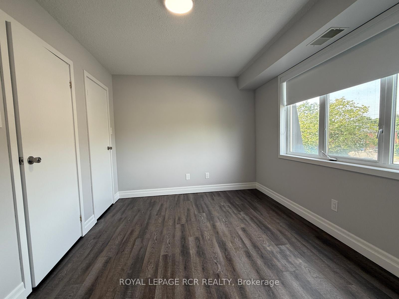 Photo 28 of Unit 4, 56 Queen Street N, Caledon, Bolton North — HOMEH