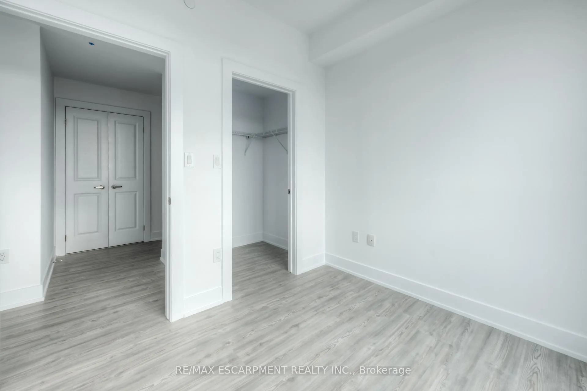 Photo 10 of Unit 909, 450 Dundas Street E, Hamilton, Waterdown — HOMEH
