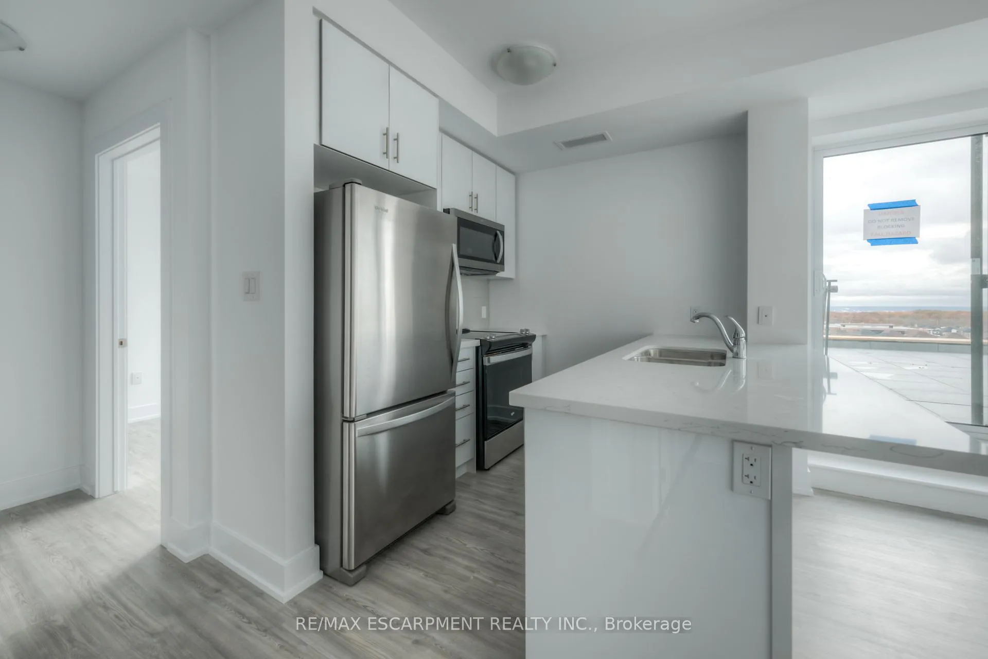 Photo 12 of Unit 909, 450 Dundas Street E, Hamilton, Waterdown — HOMEH