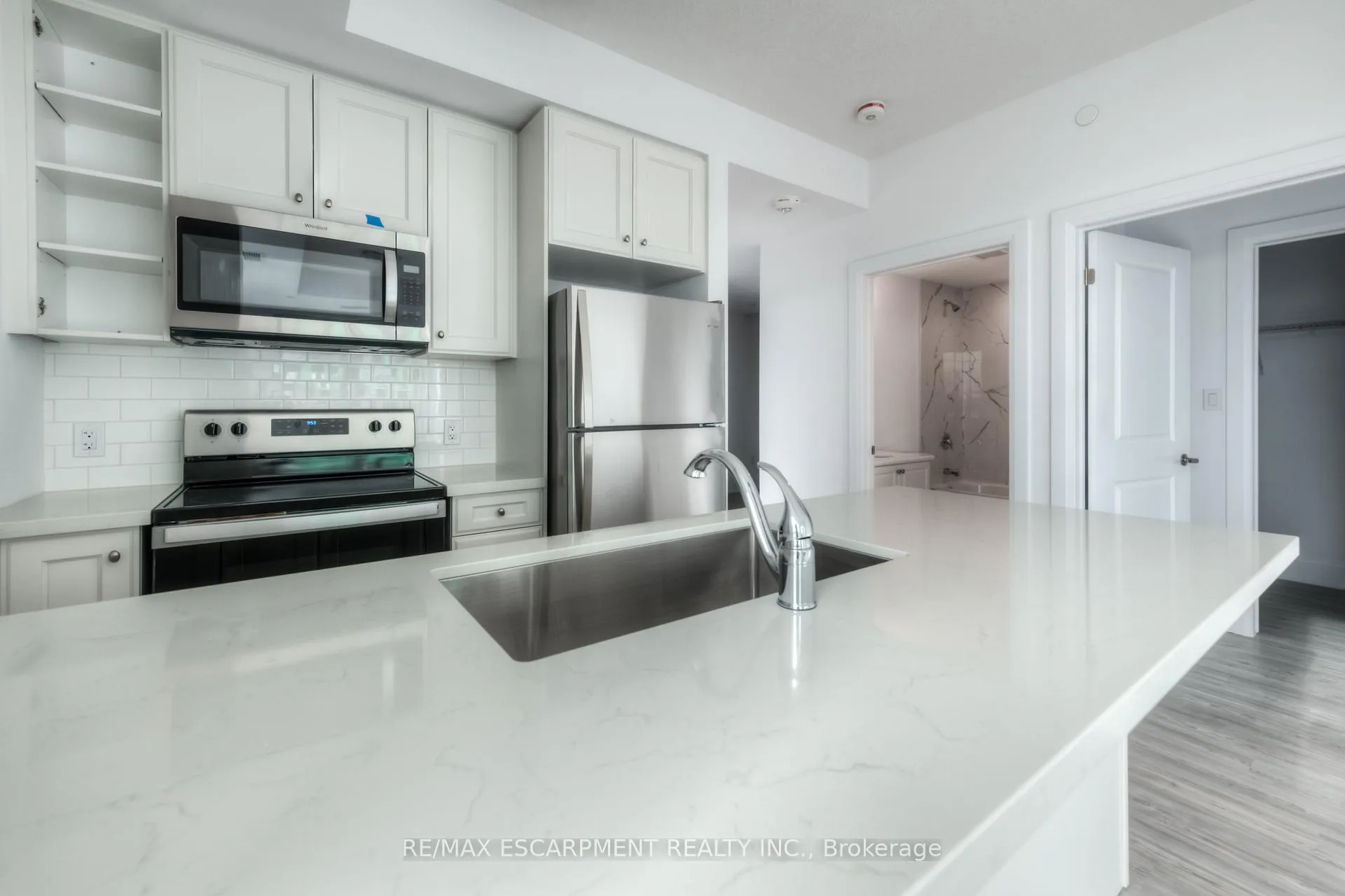 Photo 15 of Unit 909, 450 Dundas Street E, Hamilton, Waterdown — HOMEH